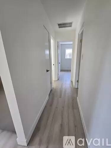 Main picture of 12596 Astor Pl