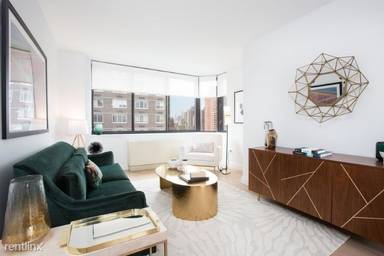 Main picture of 345 E 94