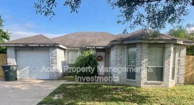Main picture of 704 Julio St