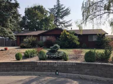 Main picture of 165 Bradley Ct