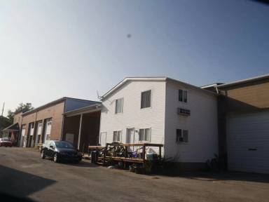 Main picture of 1463 Penn Ave