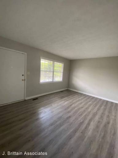 Main picture of 6229 Spruce Dr