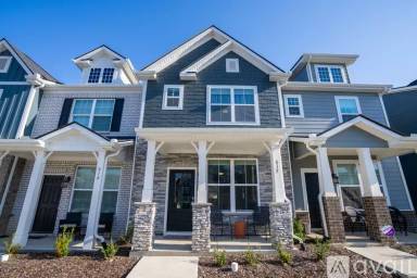 Main picture of Novel Harpeth Heights