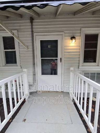 Main picture of 773 Long Point Rd