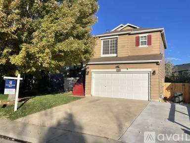 Main picture of 17223 Yellow Rose Way