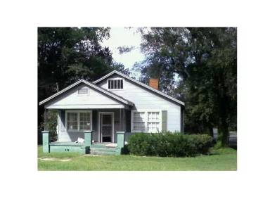 Main picture of 127 Broadway St