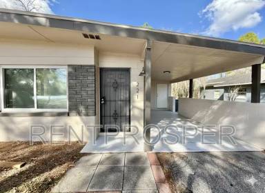Main picture of 221 Concord Dr