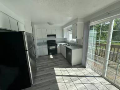 Main picture of 1691 Old Portland Rd