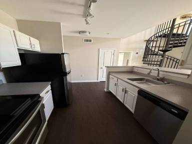 Main picture of The 903