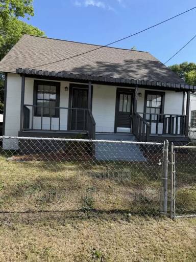 Main picture of 1051 43rd St