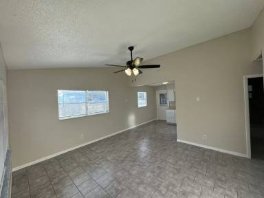 Main picture of 202 Jasper St