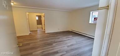 Main picture of 600 Walters St