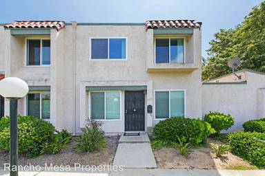 Main picture of 2482 Sendero Way