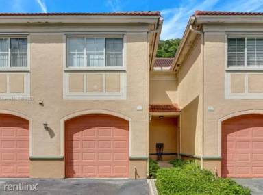 Main picture of 2474 Centergate Dr