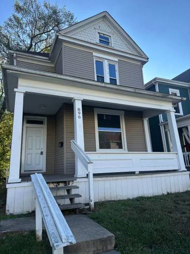 Main picture of 896 Ellsworth Ave