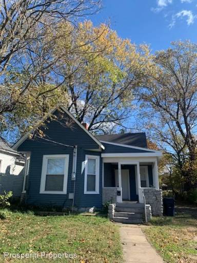 Main picture of 932 N National Ave