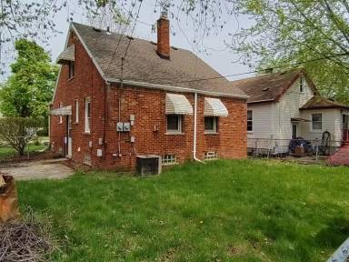Main picture of 17100 Stephens Dr