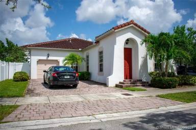 Main picture of 9109 SW 171st Ct