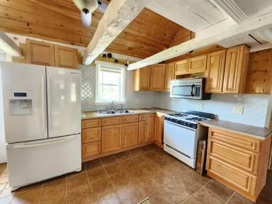 Main picture of 2700 Union St