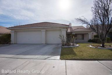 Main picture of 5205 Clouds Rest Ave