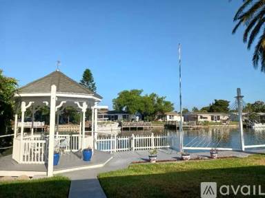 Main picture of 2337 Hama Dr