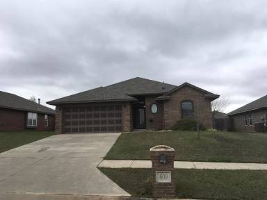 Main picture of 600 Meadow Land Dr