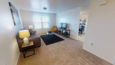 Main picture of 321 Hunt Dr