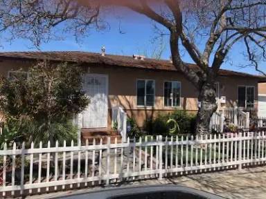 Main picture of 4830 Auburn Dr