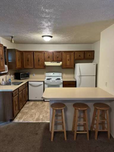 Main picture of 3168B Evergreen Cir