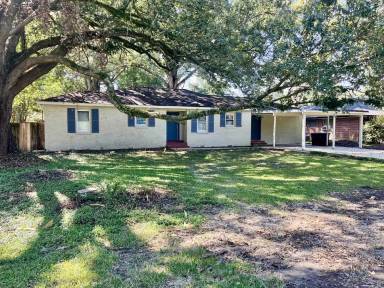 Main picture of 512 Broadmoor Ave