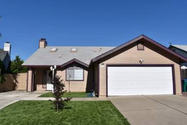 Main picture of 4790 Winona Way