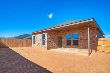 Main picture of 7116 E County Road 99 1/2