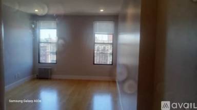 Main picture of 3365 Broadway