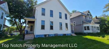 Main picture of 1421 N Marquette St