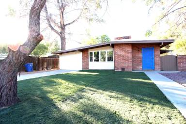 Main picture of 4332 E Hayhurst St