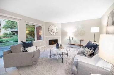 Main picture of 16225 NE 12th Ct