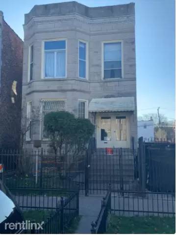 Main picture of 3939 W Lexington St