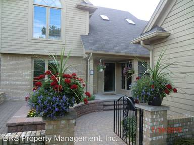 Main picture of 16901 Driftwood Dr