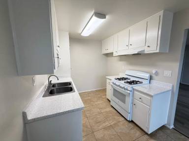 Main picture of 3133 Quartz Ln