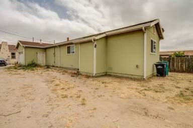 Main picture of 24609 Grant St