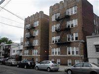 Main picture of 146 Manhattan Ave