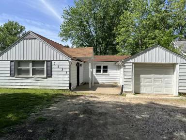 Main picture of 3523 N Gale Ave