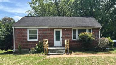 Main picture of 2910 McCampbell Ave