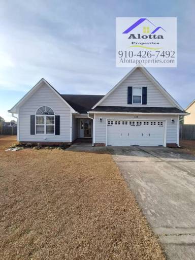 Main picture of 111 Gallop Ct