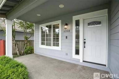Main picture of 16522 39th Ave E