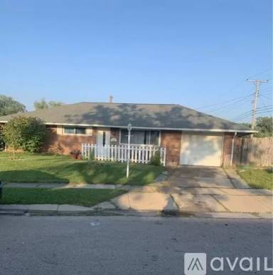 Main picture of 520 6th Ave