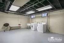 Main picture of 321 W 4th St