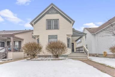 Main picture of 2508 W Jefferson Ave