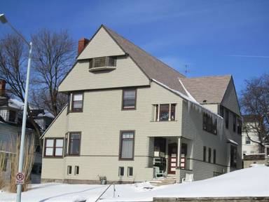 Main picture of 317 Fulton St E
