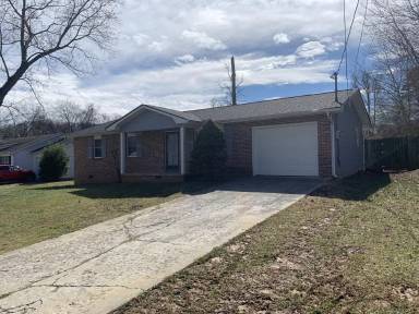 Main picture of 6604 Cadbury Dr